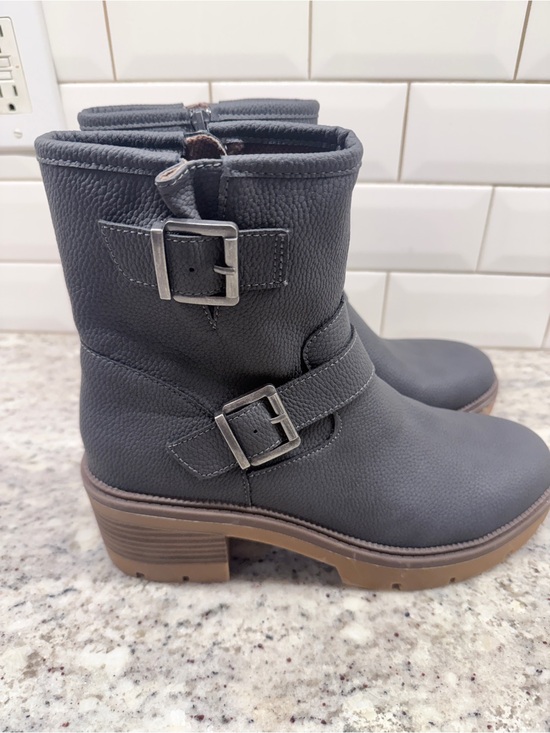 boc Shoes - Women's Black Buckle Ankle Boots